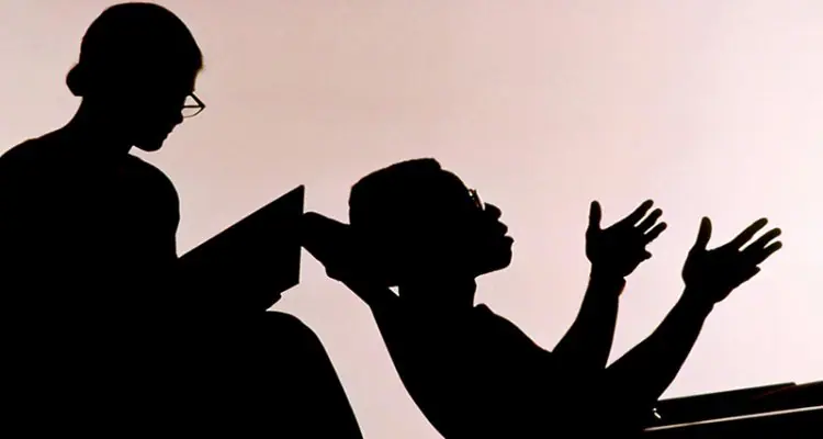 Τι είναι η ψυχοθεραπεία και σε ποιους απευθύνεται;