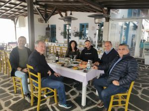 Δήμος Δίου-Ολύμπου: Κοπή πρωτοχρονιάτικης πίτας υπαλλήλων αμαξοστασίου Δήμος Δίου-Ολύμπου: Κοπή πρωτοχρονιάτικης πίτας υπαλλήλων αμαξοστασίου