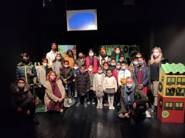 Δήμος Κατερίνης – Δηκεδηκ: Μαθητές Ρομά Στην Παιδική Θεατρική Παράσταση Του Θεάτρου Πήγασος: “Μία Ιστορία…. Σκέτη Ουτοπία!!!”