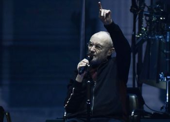 Ο Φιλ Κόλινς Αποχαιρέτησε Την Μουσική Με Μια Συγκινητική Συναυλία Στο Λονδίνο Με Τους Genesis