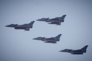 Τα ελληνικά Rafale για πρώτη φορά στον αττικό ουρανό