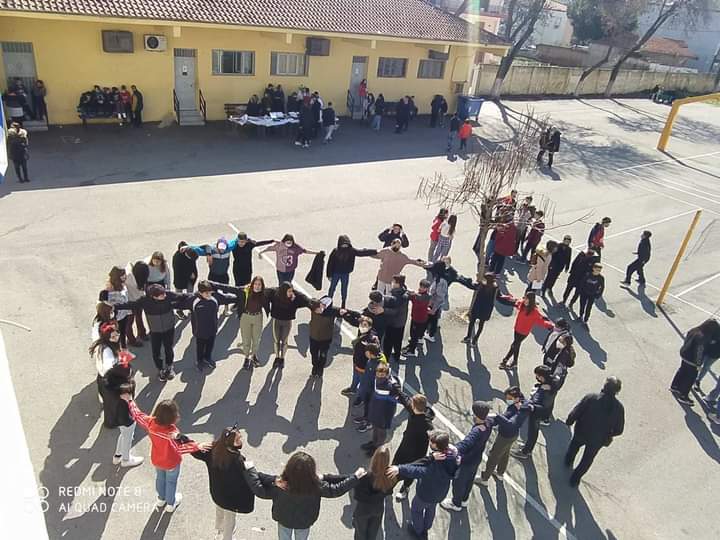 Το 5ο γυμνάσιο διοργάνωσε εκδήλωση Το 5ο γυμνάσιο διοργάνωσε εκδήλωση