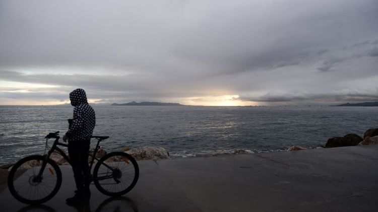 Καιρός Σήμερα: βροχές αναμένονται σήμερα μεΠτώση θερμοκρασίας με τοπικές βροχές και σποραδικές καταιγίδες