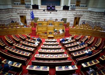 Ο πόλεμος στην Ουκρανία άλλαξε το πολιτικό σκηνικό στην Ελλάδα