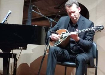 Παναγιώτης Λυμπανοβνός: Ενθουσίασε το ρεσιτάλ μπουζουκιού