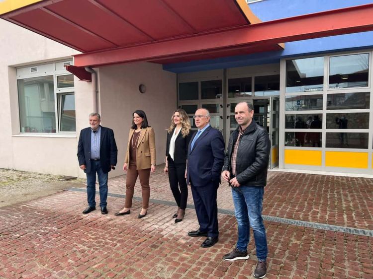 Στην Κοζάνη η υπουργός Παιδείας Νίκη Κεραμέως
