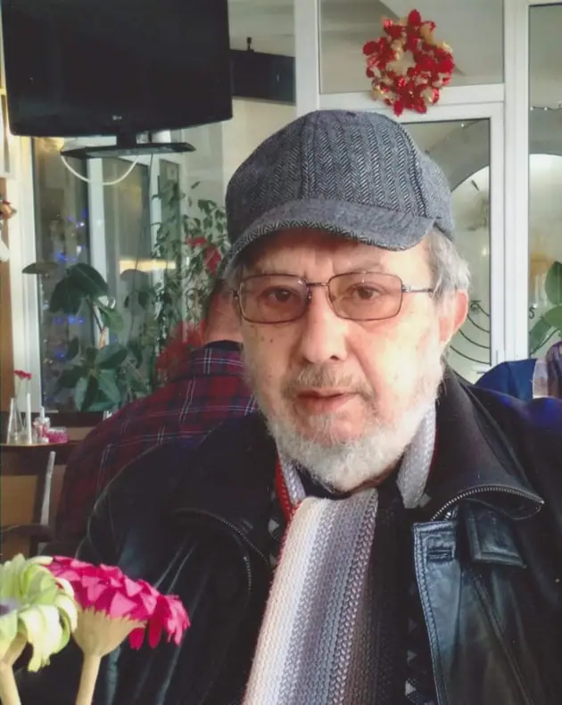 Στη μνήμη του Ντίνου Παπακωνσταντίνου Στη μνήμη του Ντίνου Παπακωνσταντίνου