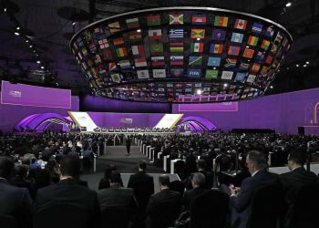 Το κογκρέσο δεν αποβάλλει την ομοσπονδία της Ρωσίας