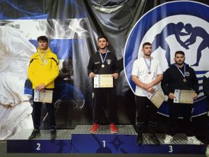 3ος ο Αρχέλαος Κατερίνης στο Πανελλήνιο Πρωτάθλημα Ελληνορωμαϊκής Πάλης Εφήβων. 3ος ο Αρχέλαος Κατερίνης στο Πανελλήνιο Πρωτάθλημα Ελληνορωμαϊκής Πάλης Εφήβων.