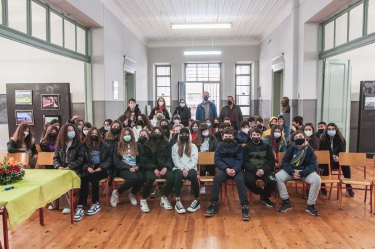 5ο Γυμνάσιο Κατερίνης: Επίσκεψη στην ​Φωτογραφική Έκθεση της Ίριδας