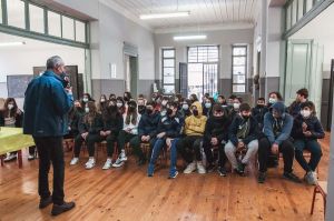 5ο Γυμνάσιο Κατερίνης: Επίσκεψη στην ​Φωτογραφική Έκθεση της Ίριδας