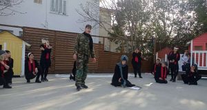 ΤΡΩΑΔΕΣ του Ευριπίδη από την ερασιτεχνική Ομάδα Aπartία! ΤΡΩΑΔΕΣ του Ευριπίδη από την ερασιτεχνική Ομάδα Aπartία!