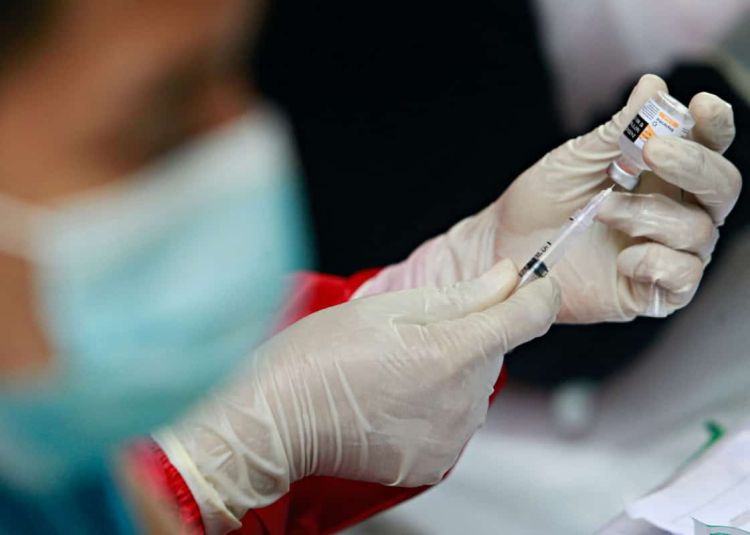 Τέλος και τα εμβόλια για τον κοροναϊό – Ποια χώρα σταματά τον εμβολιασμό