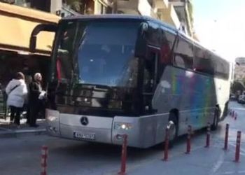 Αναζητώντας κεντρικούς χώρους στάθμευσης λεωφορείων