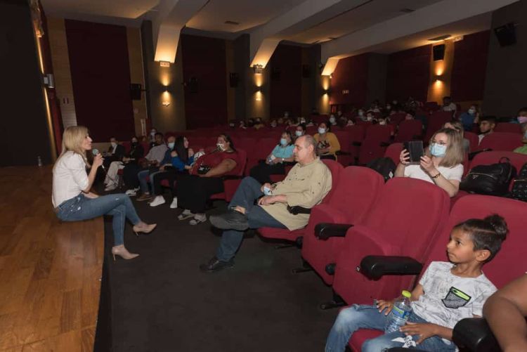 Δήμος Κατερίνης: Προβολή ντοκιμαντέρ για την κοινότητα Ρομά του Πέλεκα Δήμος Κατερίνης: Προβολή ντοκιμαντέρ για την κοινότητα Ρομά του Πέλεκα