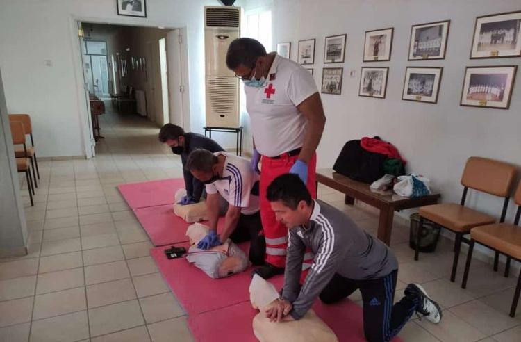 Εκπαιδευτικό Πρόγραμμα «ΠΡΩΤΕΣ ΒΟΗΘΕΙΕΣ ΓΙΑ ΠΟΛΙΤΕΣ» από το Περιφερειακό Τμήμα Ε.Ε.Σ Κατερίνης. Εκπαιδευτικό Πρόγραμμα «ΠΡΩΤΕΣ ΒΟΗΘΕΙΕΣ ΓΙΑ ΠΟΛΙΤΕΣ» από το Περιφερειακό Τμήμα Ε.Ε.Σ Κατερίνης.