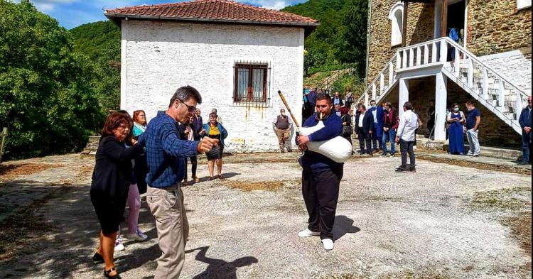 Εορτασμός της Ανακομιδής των λειψάνων του Αγίου Νικολάου