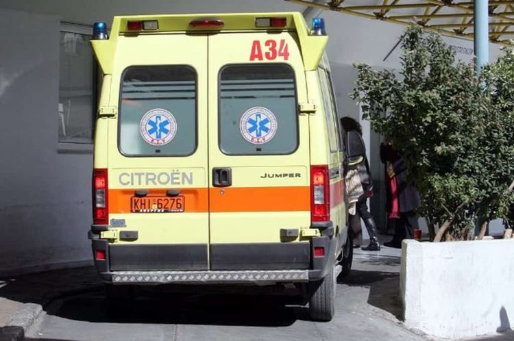 Κατερίνη: Στο νοσοκομείο τέσσερα άτομα μετά από τροχαίο ατύχημα Κατερίνη: Στο νοσοκομείο τέσσερα άτομα μετά από τροχαίο ατύχημα
