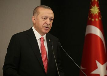 Κλιμακώνει τις προκλήσεις ο Ερντογάν