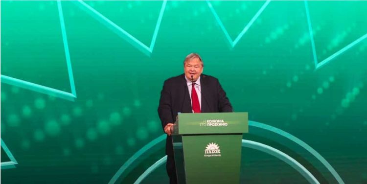 Ομιλία Ευάγγελου Βενιζέλου στις εργασίες του Συνεδρίου του ΠΑΣΟΚ (βίντεο)