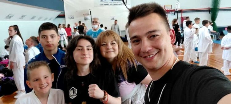 Ο Γ.Α.Σ. Ολύμπιος Μαχητής με την συμμετοχή 17 αθλητών-ριών επέστρεψε στην Κατερίνη με 18 μετάλλια. Ο Γ.Α.Σ. Ολύμπιος Μαχητής με την συμμετοχή 17 αθλητών ριών επέστρεψε στην Κατερίνη με 18 μετάλλια.