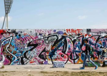 Πιερία: 16 κρούσματα – Κορονοϊός: 2.385 νέα κρούσματα σήμερα, 11 θάνατοι και 156 διασωληνωμένοι