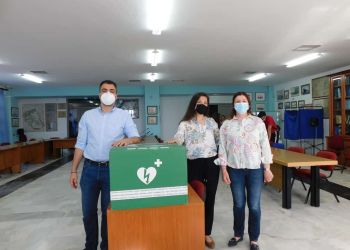 Προσφορά φορητού απινιδωτή στον Δήμο Δίου Ολύμπου από Συλλόγους του Λιτοχώρου