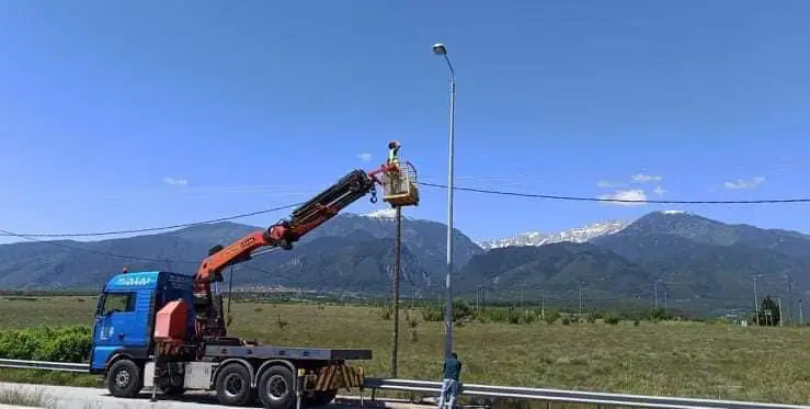 Π.Ε. Πιερίας: Συνεχίζονται οι τεχνικές παρεμβάσεις ηλεκτροφωτισμού και η αντικατάσταση λαμπτήρων στο οδικό δίκτυο Π.Ε. Πιερίας: Συνεχίζονται οι τεχνικές παρεμβάσεις ηλεκτροφωτισμού και η αντικατάσταση λαμπτήρων στο οδικό δίκτυο