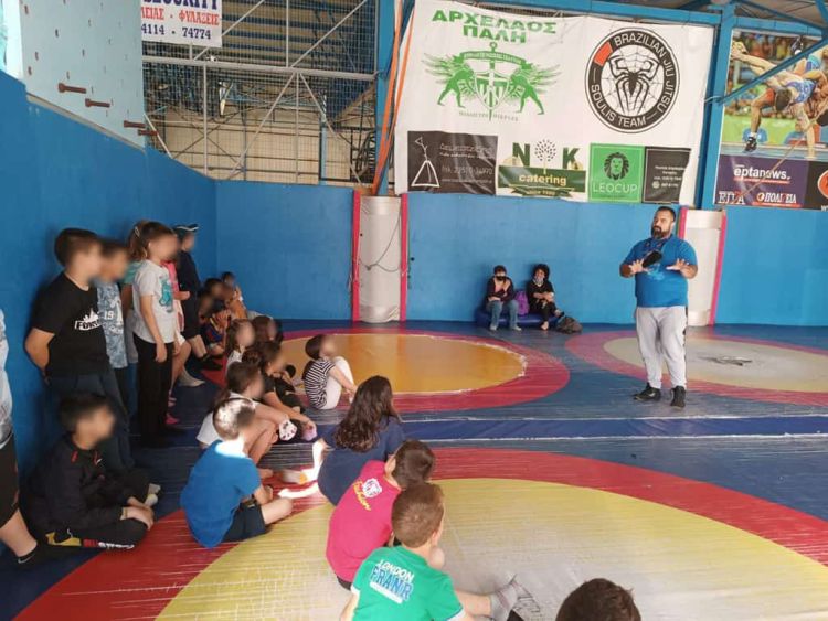 Τα Τμήματα Πάλης και Σκοποβολής του ΓΑΣ Αρχέλαος Κατερίνης υποδέχτηκαν μαθητές τριες του 19ου Δημοτικού Σχολείου Κατερίνης