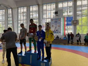 Αρχέλαος - Πάλη: Με τρία μετάλλια στις αποσκευές γύρισε η αποστολή του Αρχελάου από την Βουλγαρία. Αρχέλαος Πάλη