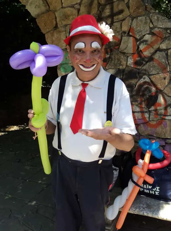 Η τέχνη των μπαλονοκατασκευών Η τέχνη των μπαλονοκατασκευών