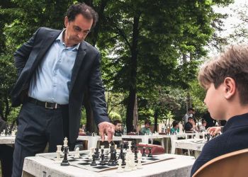 Σκάκι Σιμουλτανέ Του Κ. Βαρδάκα Στο 1Ο Φεστιβάλ Πάρκου