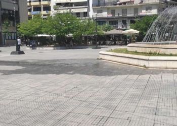 Δήμος Κατερίνης: Επιχείρηση «επισκευών & εκτεταμένου καθαρισμού» στο σιντριβάνι της πλατείας Δημαρχείου
