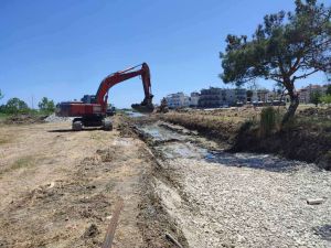 Δήμος Κατερίνης – ΔΕΥΑΚ: Ξεκίνησε το μεγάλο έργο για την αντιπλημμυρική θωράκιση της Παραλίας