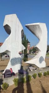 Εξωραΐζεται ο κυκλικός κόμβος στο ύψος της Αγίας Αικατερίνης