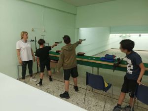 Τα Τμήματα Πάλης και Σκοποβολής του ΓΑΣ Αρχέλαος Κατερίνης υποδέχτηκαν μαθητές τριες του 19ου Δημοτικού Σχολείου Κατερίνης