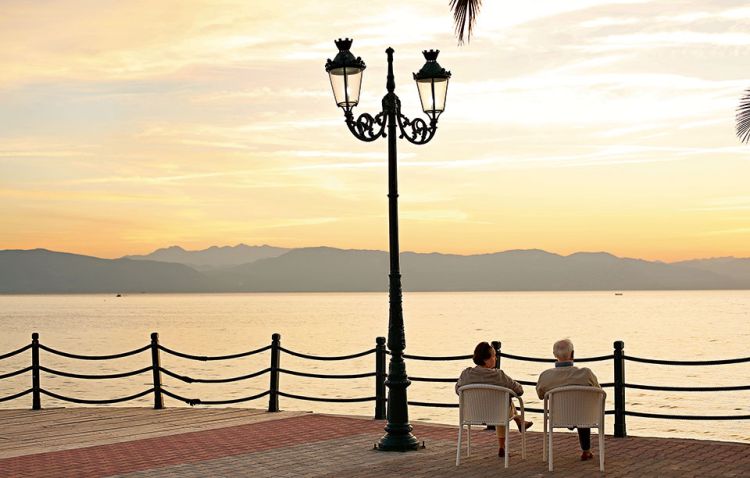 Ένωση συνταξιούχων εμπόρων Ο.Α.Ε.Ε. Ν. Πιερίας: Δεκαήμερη εκδρομή στα Λουτρά Αιδηψού