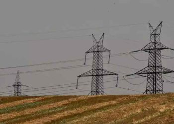 Ακρίβεια στο ρεύμα: «Γρίφος» οι νέες τιμές – Διαφωνίες και φόβοι για Dumping