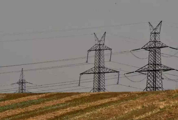 Ακρίβεια στο ρεύμα: «Γρίφος» οι νέες τιμές – Διαφωνίες και φόβοι για Dumping