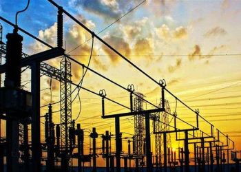 Ακρίβεια στο ρεύμα: Παγώνει η ρήτρα αναπροσαρμογής, μπαίνει πλαφόν στην χονδρική τιμή