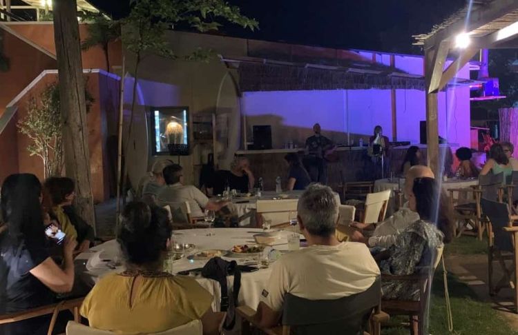 Βραδιά γνωριμίας μελών και φίλων τής πρωτοβουλίας πολιτών «ΦΛΟΓΑ ΕΛΕΥΘΕΡΙΑΣ».