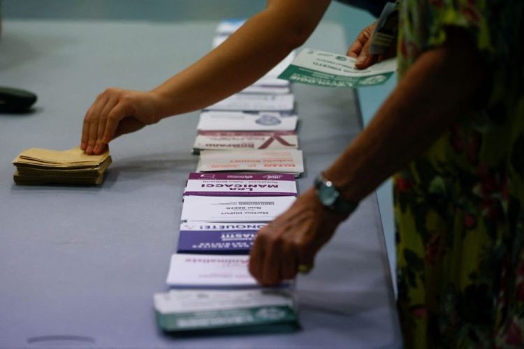 Γαλλία: Τα τελικά αποτελέσματα του πρώτου γύρου των βουλευτικών εκλογών Γαλλία: Τα τελικά αποτελέσματα του πρώτου γύρου των βουλευτικών εκλογών