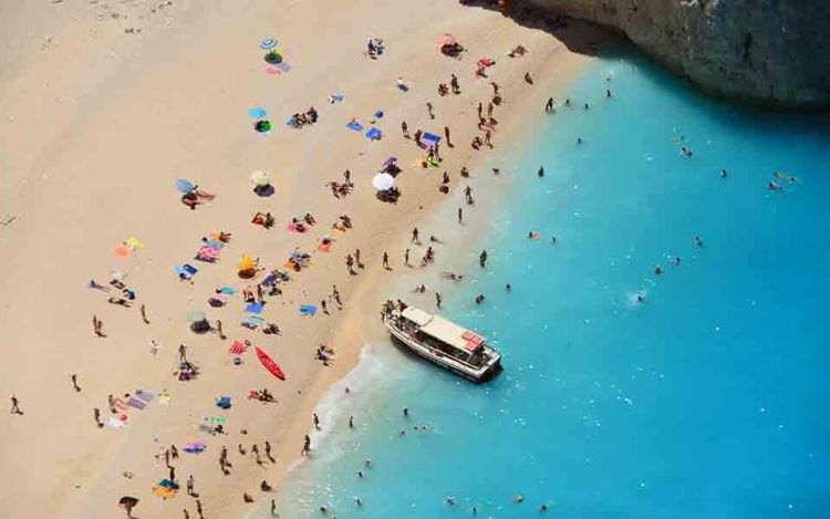 Δύσκολες οι διακοπές φέτος για τους Έλληνες