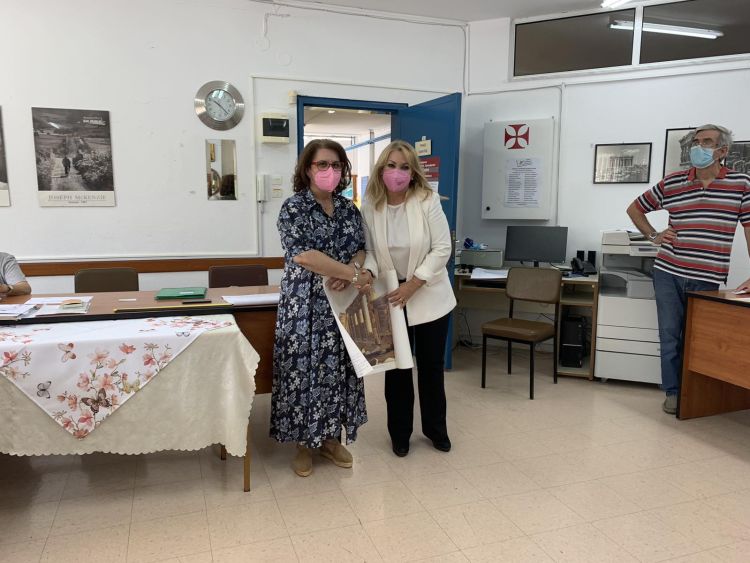 Η Βουλευτής Πιερίας κα Άννα Μάννη – Παπαδημητρίου στο Γυμνάσιο Περίστασης. Η Βουλευτής Πιερίας κα Άννα Μάννη – Παπαδημητρίου στο Γυμνάσιο Περίστασης.