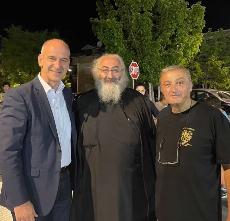 Η γιορτή της Πεντηκοστής στον Ιερό Ναό Αγίου Ευθυμίου και Χριστοφόρου Η γιορτή της Πεντηκοστής στον ιερό Ναό Αγίου Ευθυμίου και Χριστοφόρου