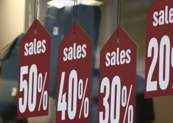 Θερινές εκπτώσεις 2022: Πότε κάνουν «πρεμιέρα» και πόσο θα διαρκέσουν