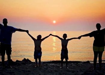 Καλοκαιρινές διακοπές: Πόσο θα κοστίσουν για 4 άτομα