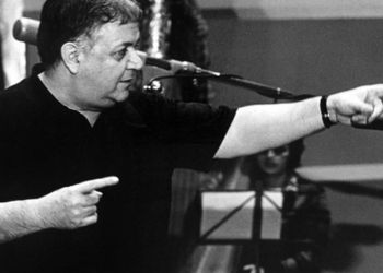 Μάνος Χατζιδάκις: Γεννήθηκε μεγάλος