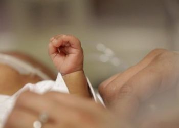 Με ΑΦΜ και ΑΜΚΑ από το μαιευτήριο πλέον τα νεογέννητα