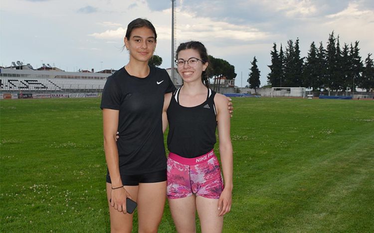 Οι αθλήτριες στίβου του ΓΑΣ Αρχέλαος Κατερίνης, που κάνουν γνωστή την Κατερίνη σε Ελλάδα και Ευρώπη Οι αθλήτριες στίβου του ΓΑΣ Αρχέλαος Κατερίνης, που κάνουν γνωστή την Κατερίνη σε Ελλάδα και Ευρώπη